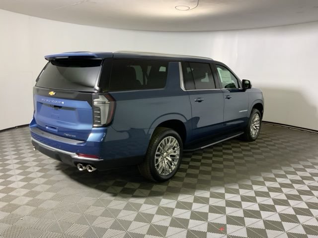 New 2026 Chevrolet Suburban Premier AWD/4WD image 7