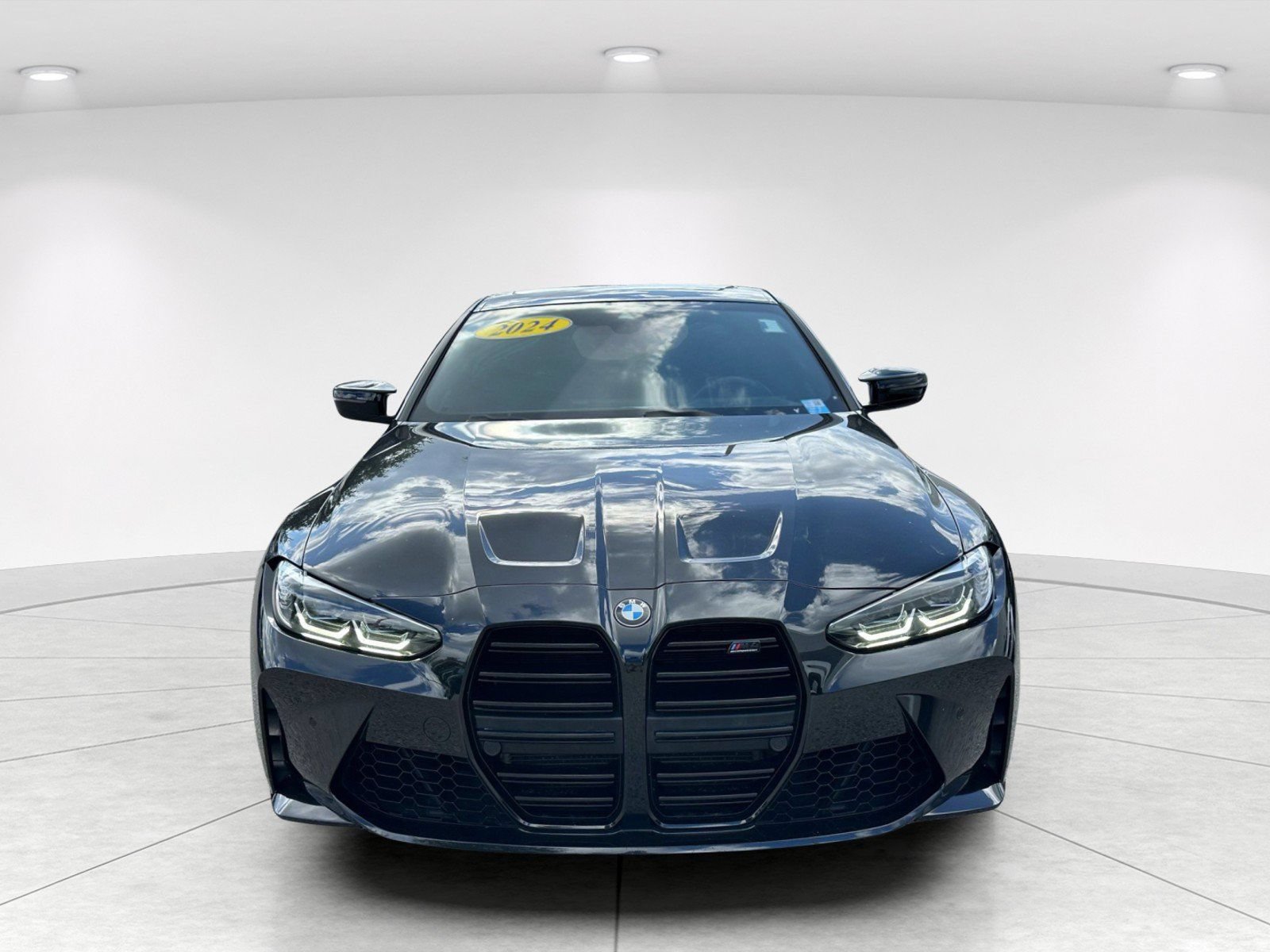 Used 2024 BMW M4 xDrive Competition w/ Executive Package AWD/4WD image 2