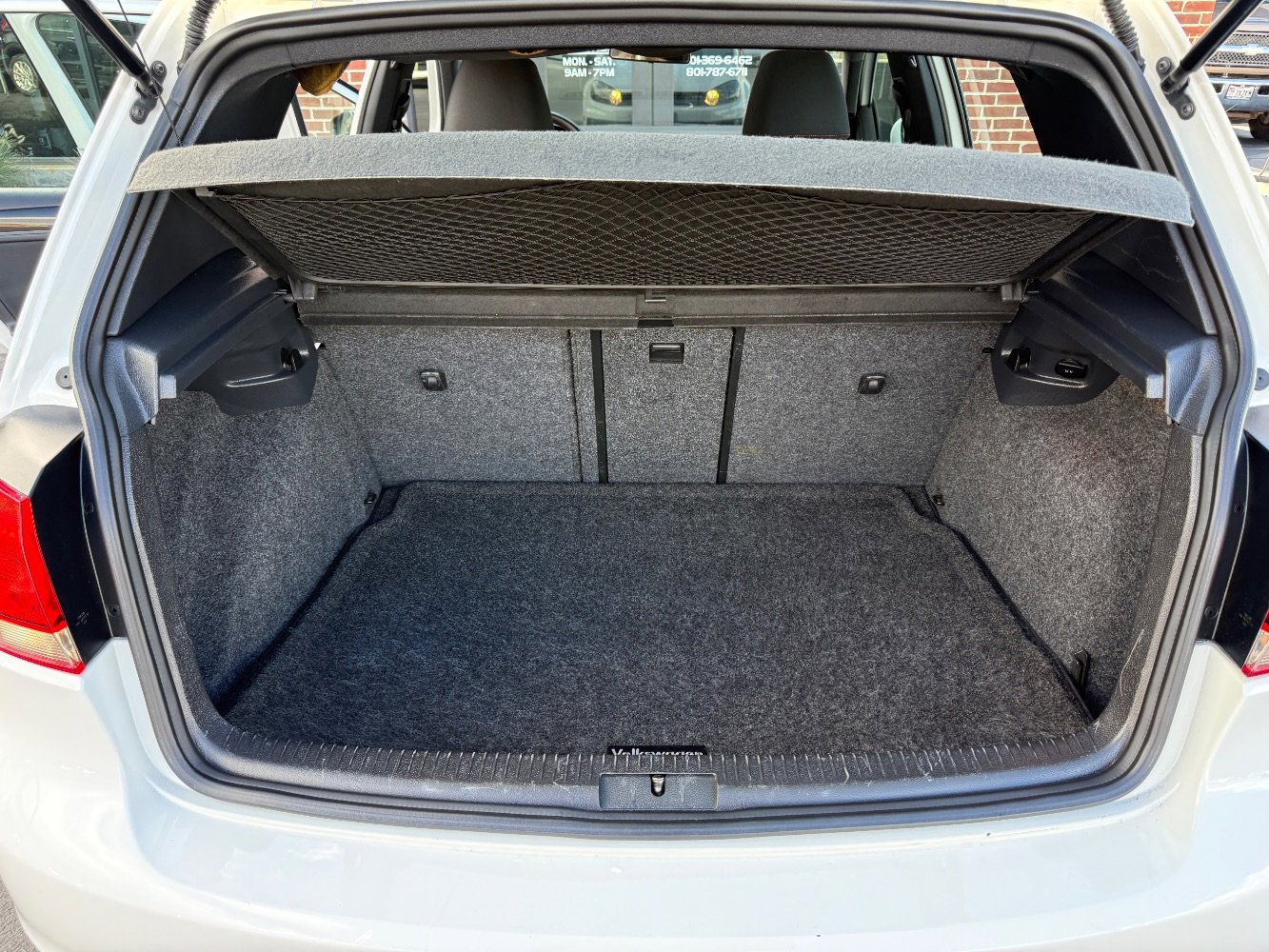 Used 2012 Volkswagen Golf 4-Door image 10