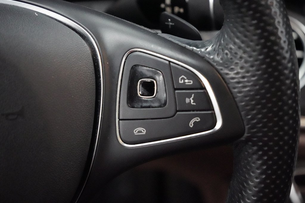 Used 2018 Mercedes-Benz E 300 w/ Premium 2 Package (Q02) image 17