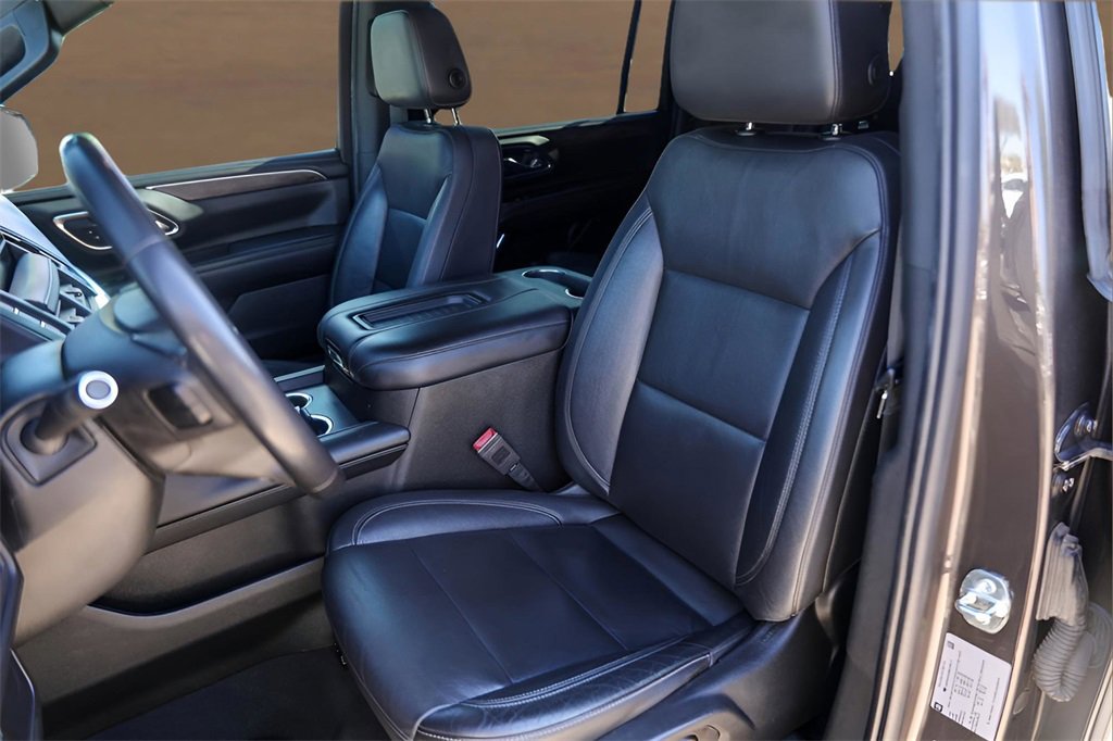 Used 2021 Chevrolet Suburban Z71 image 7