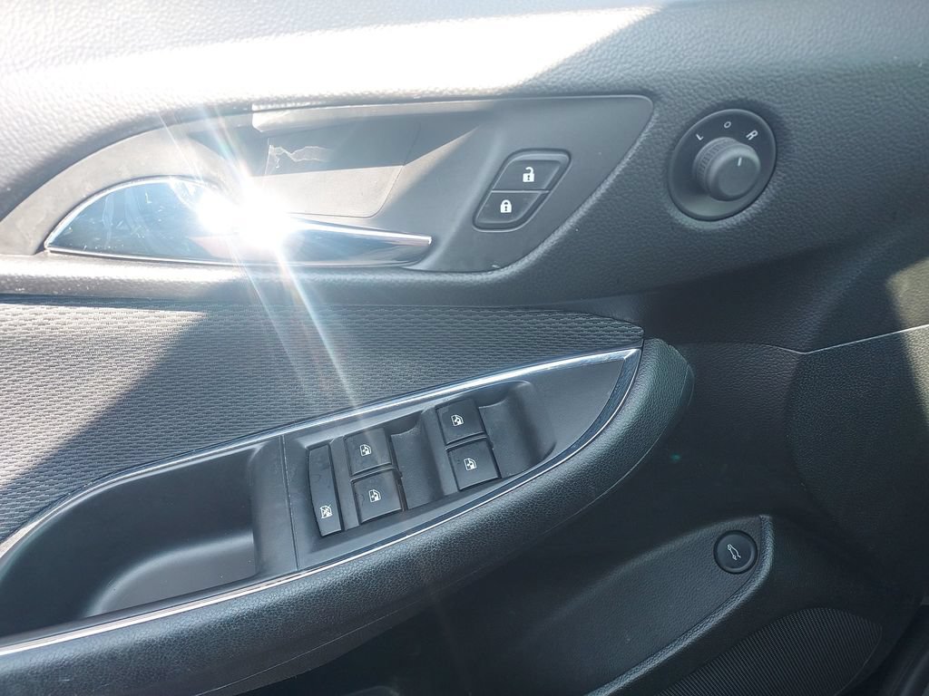 Used 2016 Chevrolet Cruze LT w/ Convenience Package FWD image 25