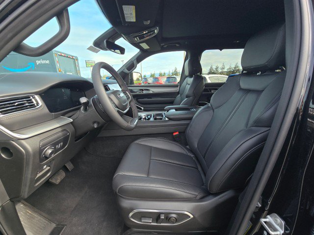 New 2026 Jeep Grand Wagoneer Limited AWD/4WD image 26