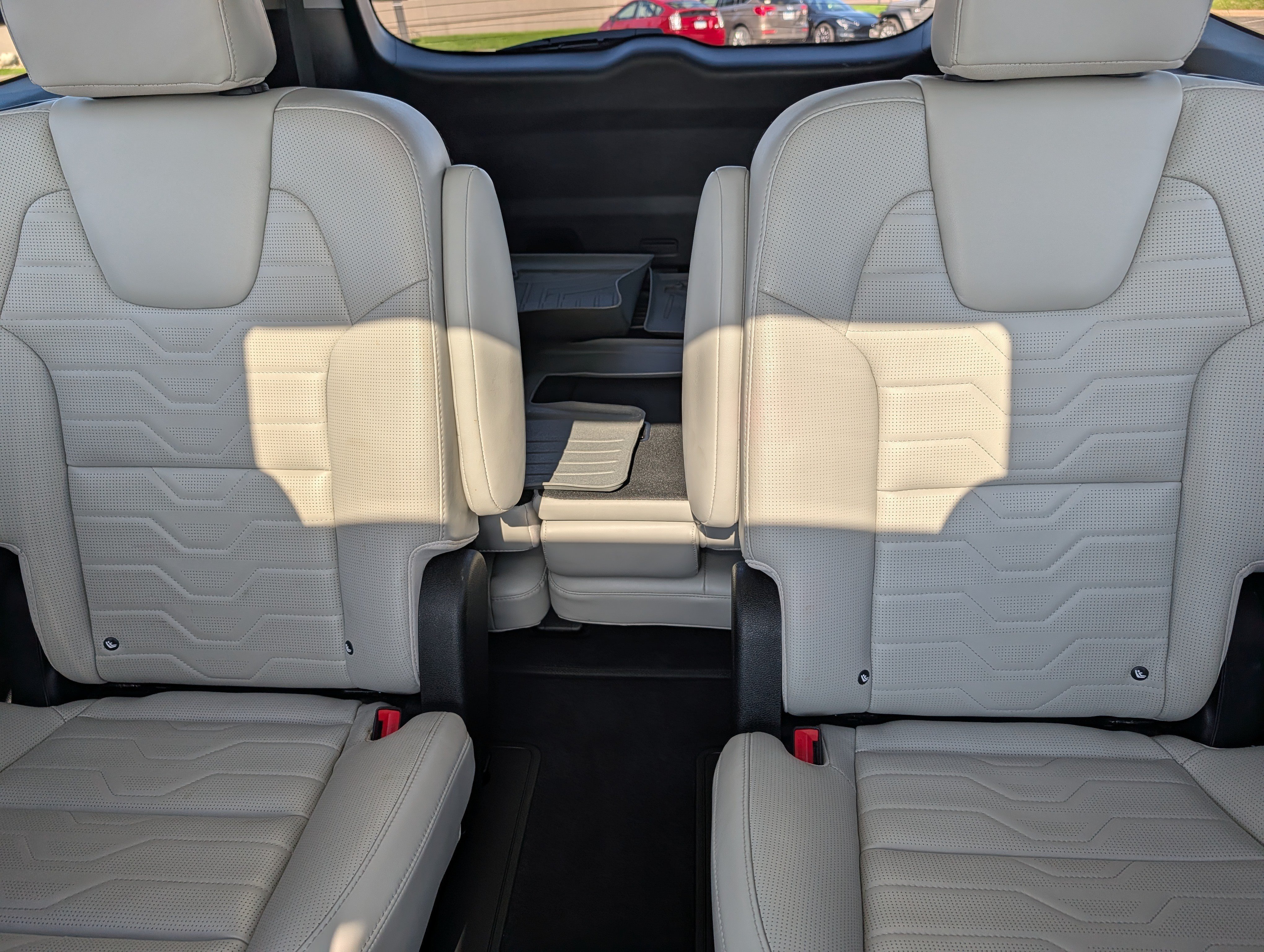 Used 2020 Kia Telluride SX w/ SX Prestige Package AWD/4WD image 13