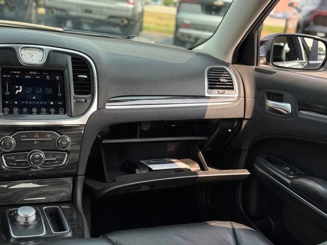 Used 2017 Chrysler 300 Touring w/ Value Package RWD image 29