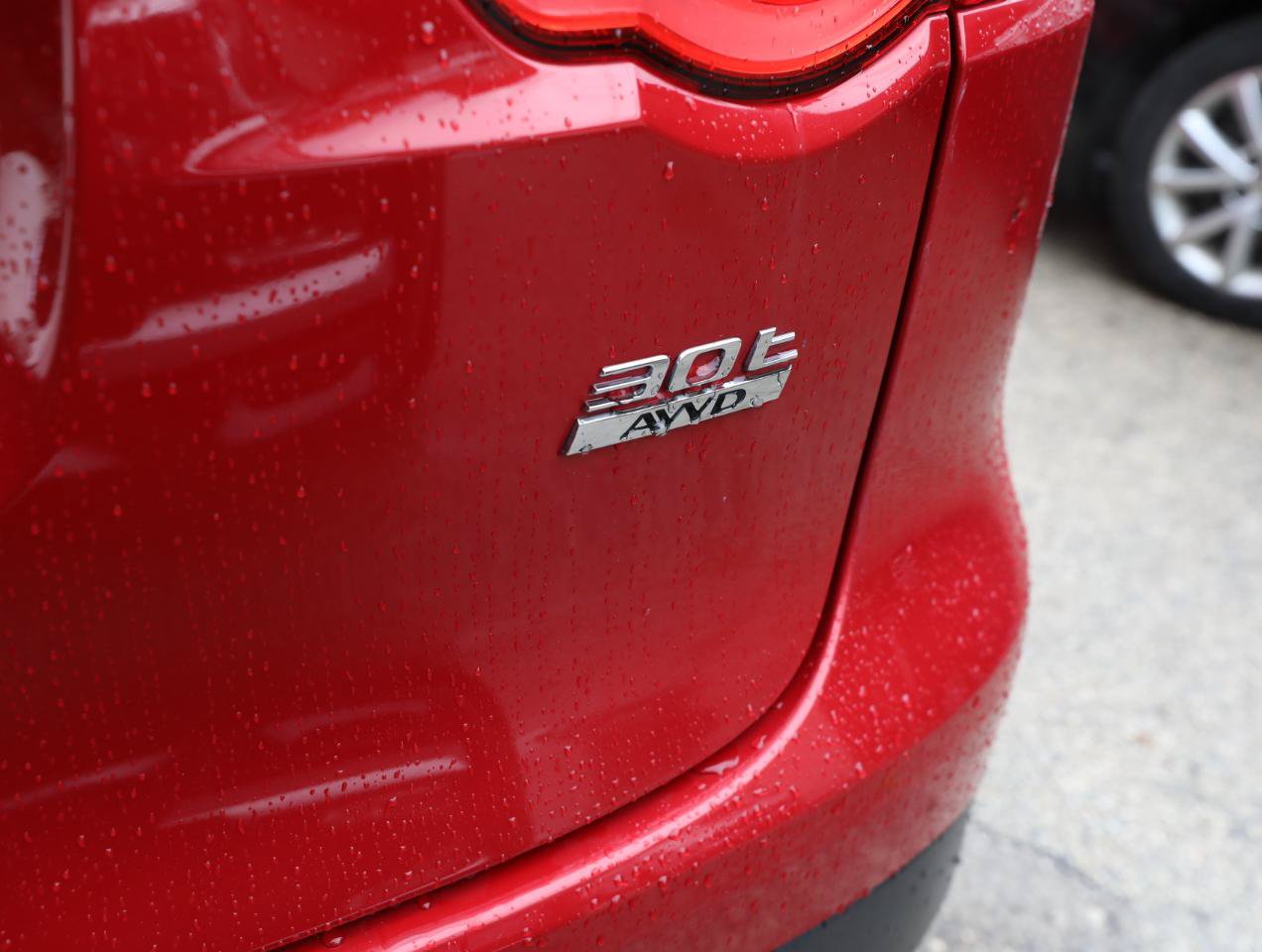 Used 2019 Jaguar F-PACE R-Sport AWD/4WD image 9