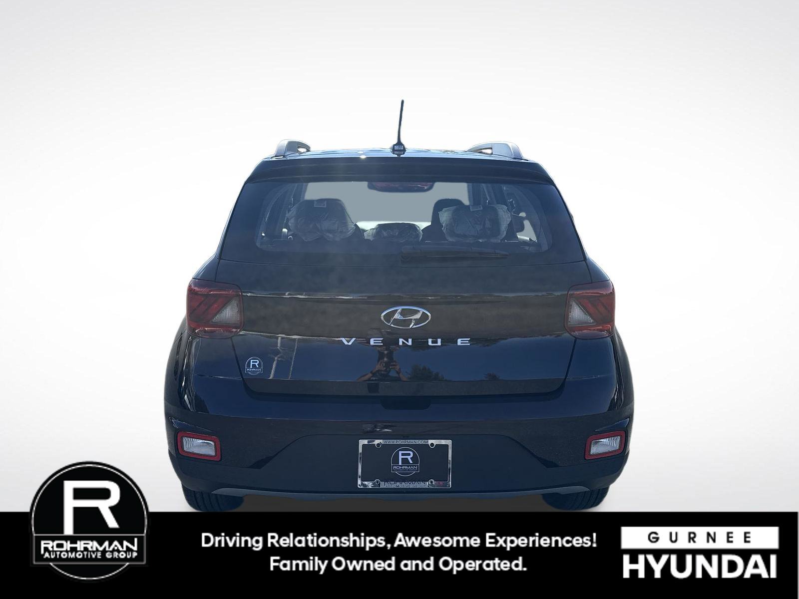 New 2026 Hyundai Venue SEL FWD image 7
