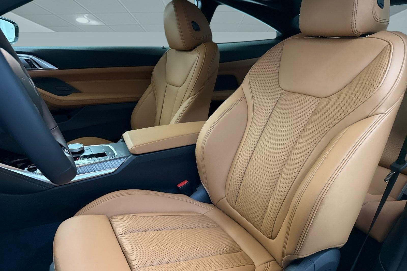 New 2026 BMW 430i Coupe w/ M Sport Package image 19