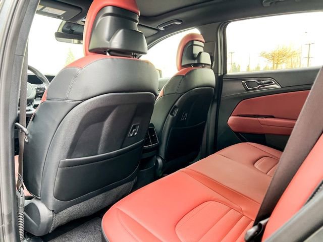 Certified 2025 Kia Sportage SX Prestige image 12