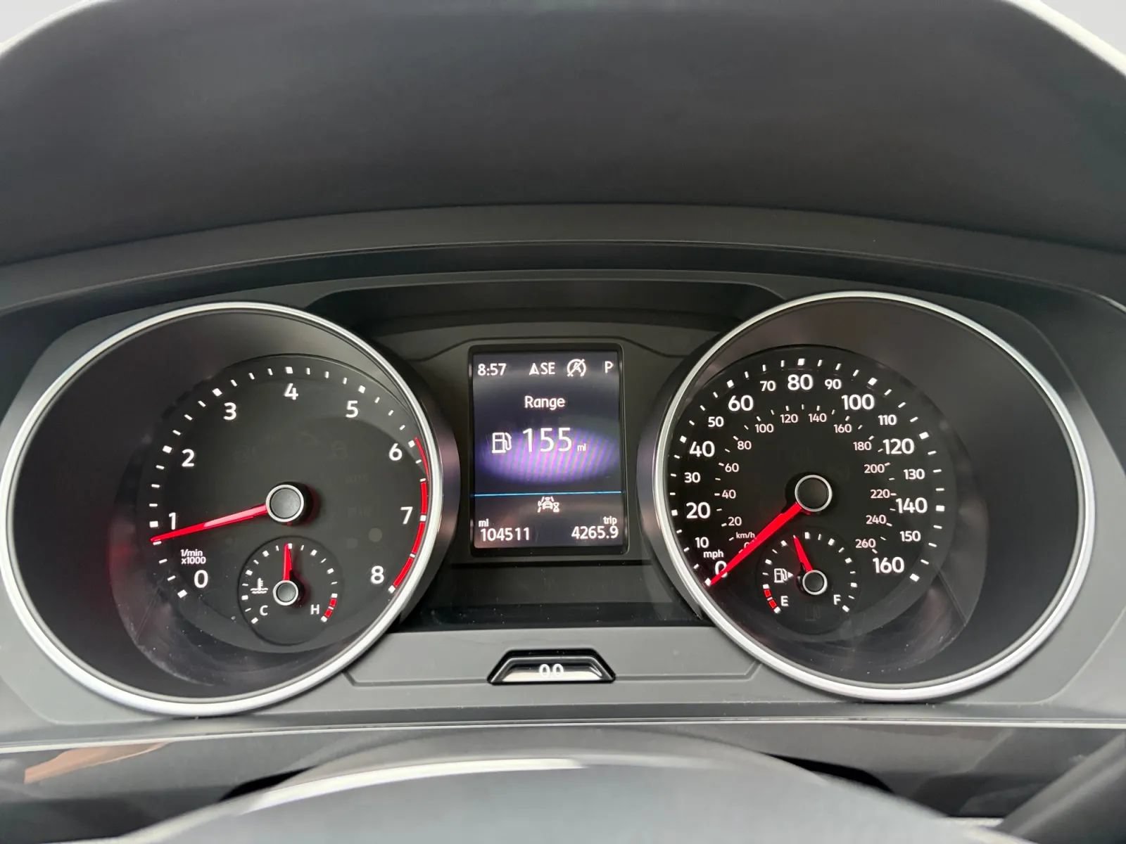 Used 2021 Volkswagen Tiguan SE R-Line AWD/4WD image 32