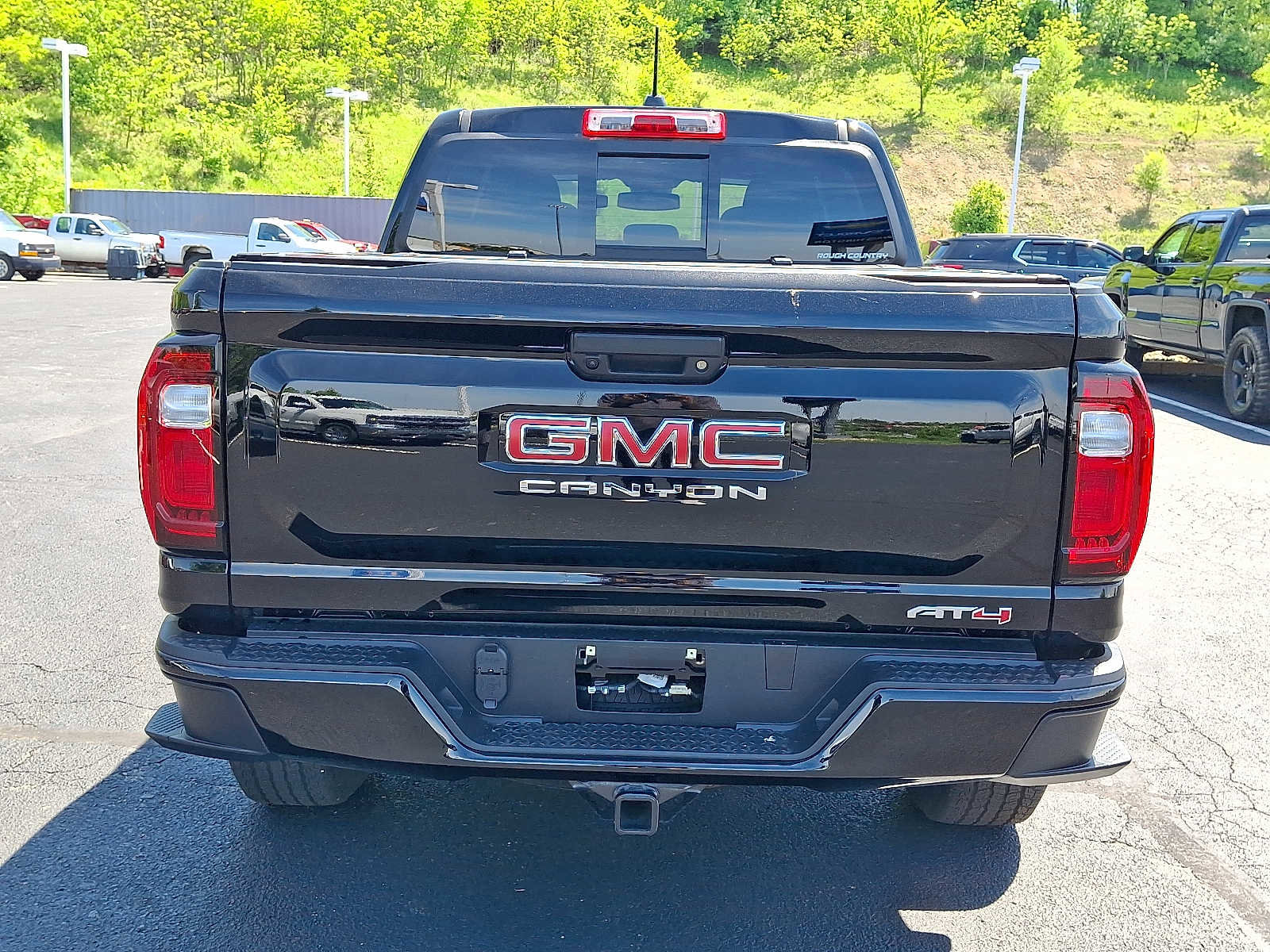 Used 2024 GMC Canyon AT4 AWD/4WD image 5