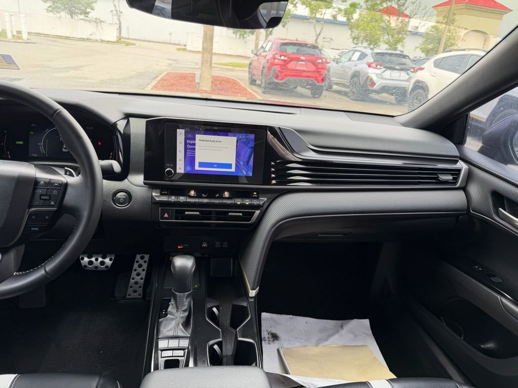 Used 2025 Toyota Camry SE FWD image 21