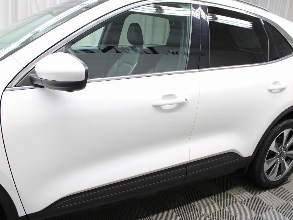 Used 2024 Ford Escape Platinum image 44