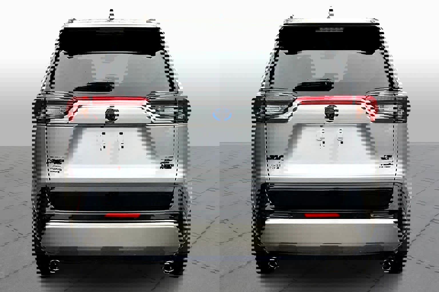 Used 2024 Toyota RAV4 XSE w/ Advanced Technology Package image 5