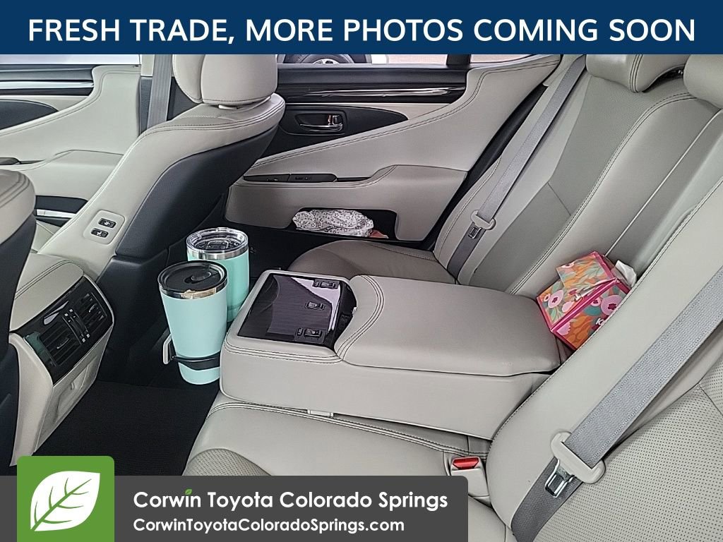 Used 2014 Lexus LS 460 AWD w/ Comfort Package image 10