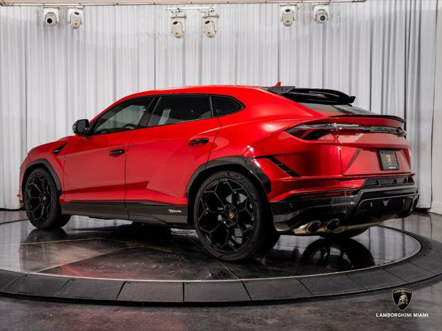 Used 2023 Lamborghini Urus Performante AWD/4WD image 12
