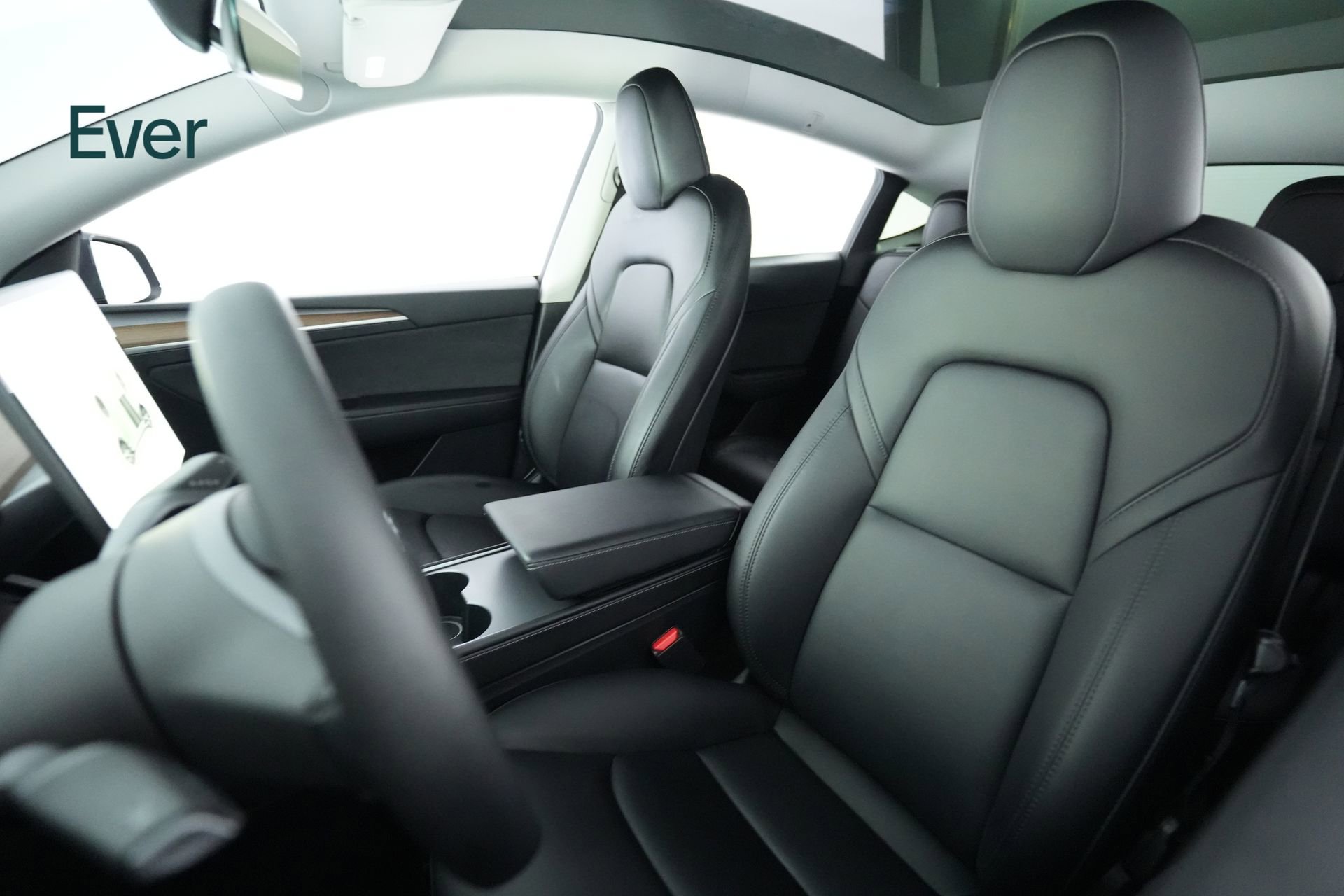 Used 2023 Tesla Model Y 2WD image 4