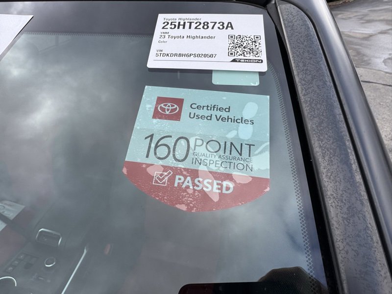 Certified 2023 Toyota Highlander XSE image 10