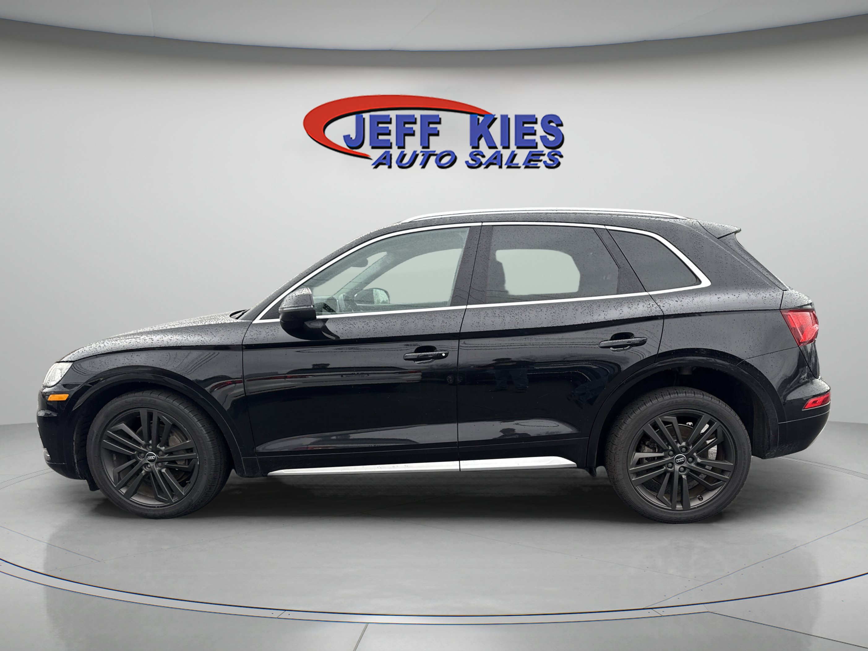 Used 2018 Audi Q5 2.0T Premium Plus w/ Premium Plus Package image 8