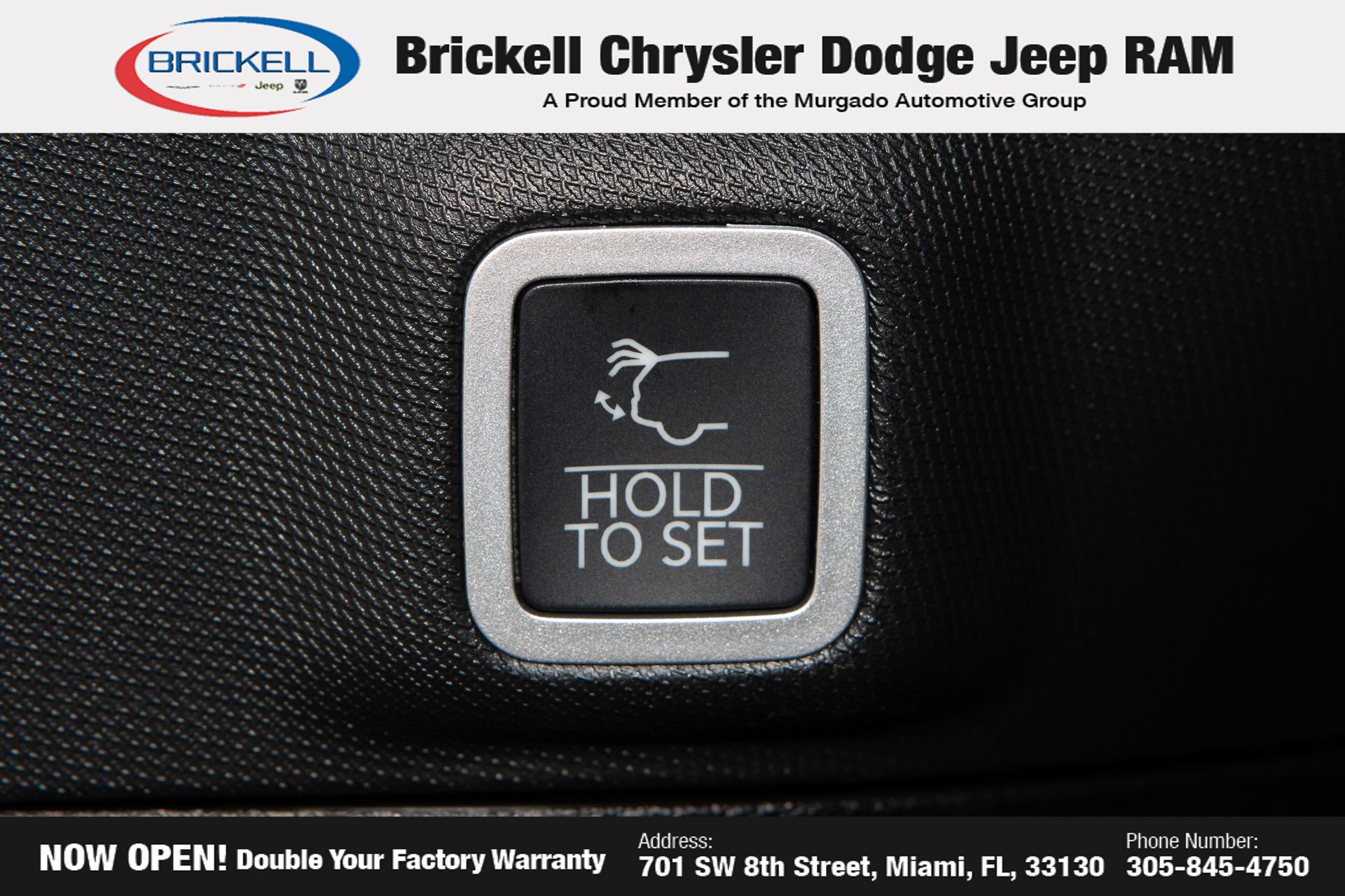 New 2025 Jeep Grand Cherokee Laredo w/ Luxury Tech Group I image 6