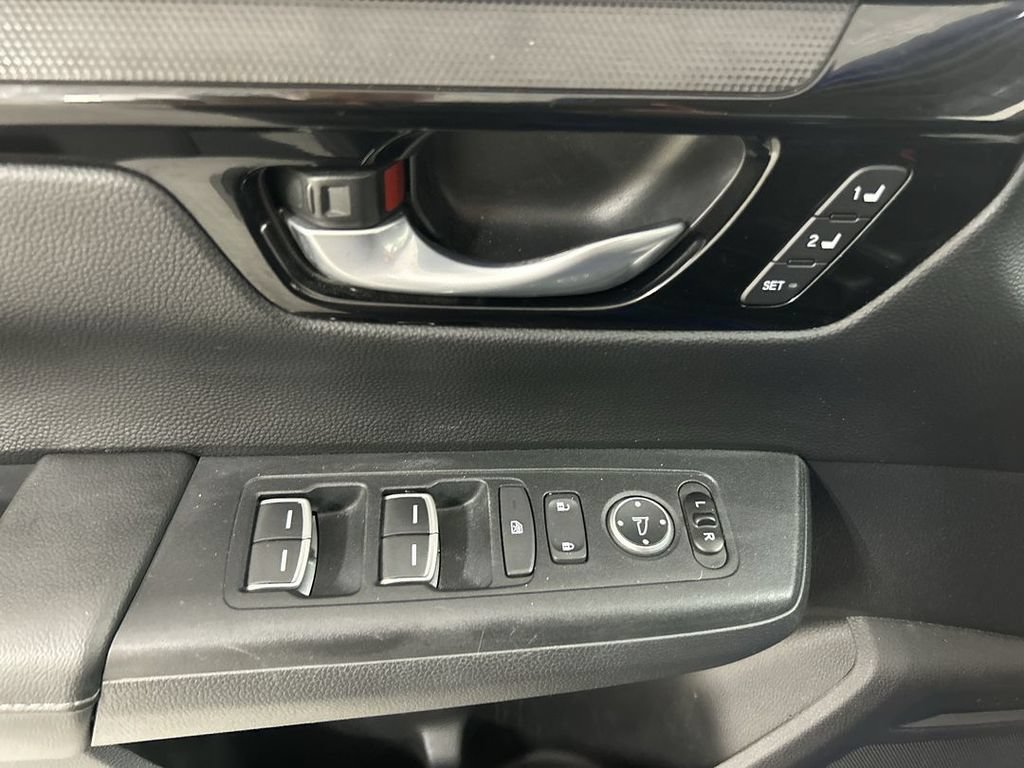 Used 2023 Honda CR-V EX-L image 11