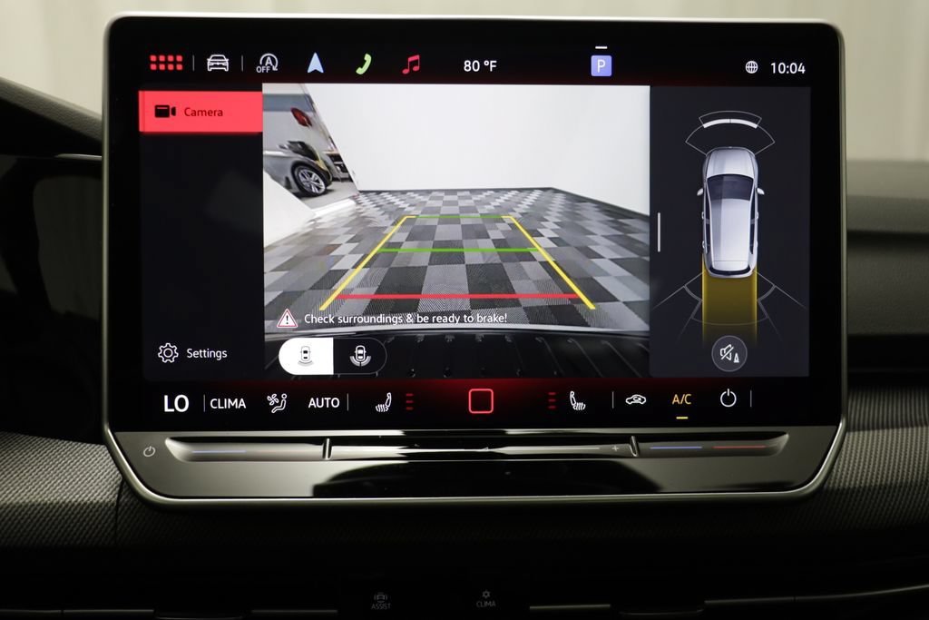New 2026 Volkswagen GTI SE FWD image 11