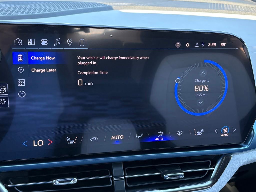 New 2026 Chevrolet Equinox EV LT image 35