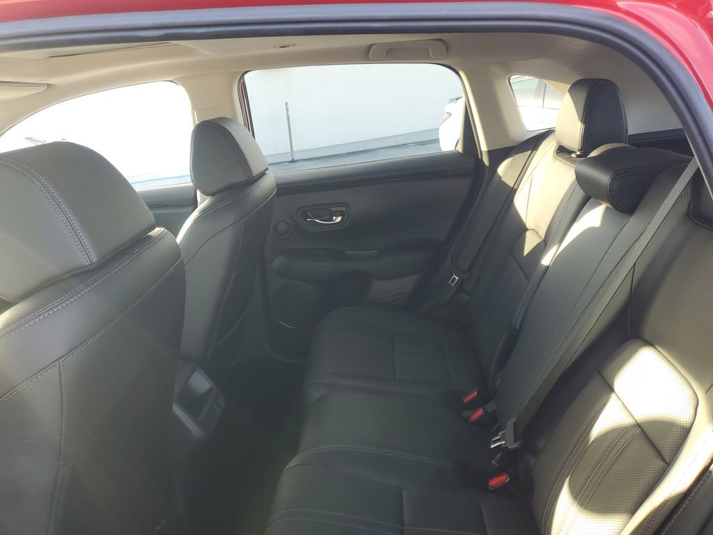 Used 2024 Honda HR-V EX-L image 10