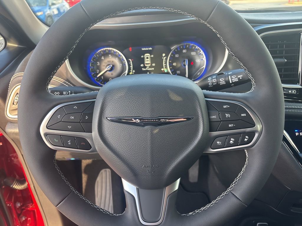 New 2026 Chrysler Pacifica Select image 15