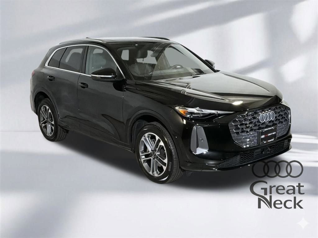 Certified 2025 Audi Q5 Premium w/ Convenience Package image 12
