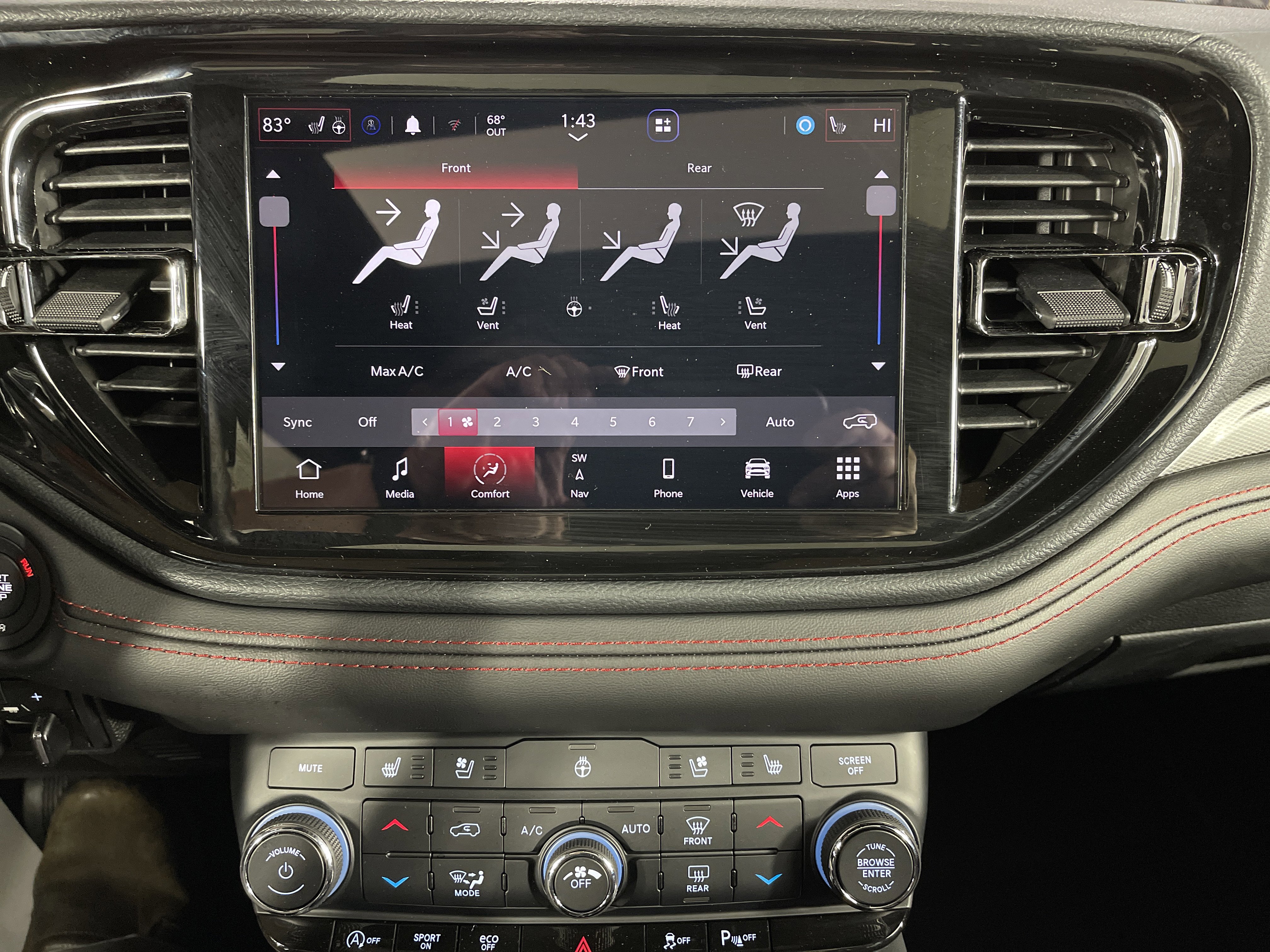 Used 2024 Dodge Durango GT image 26