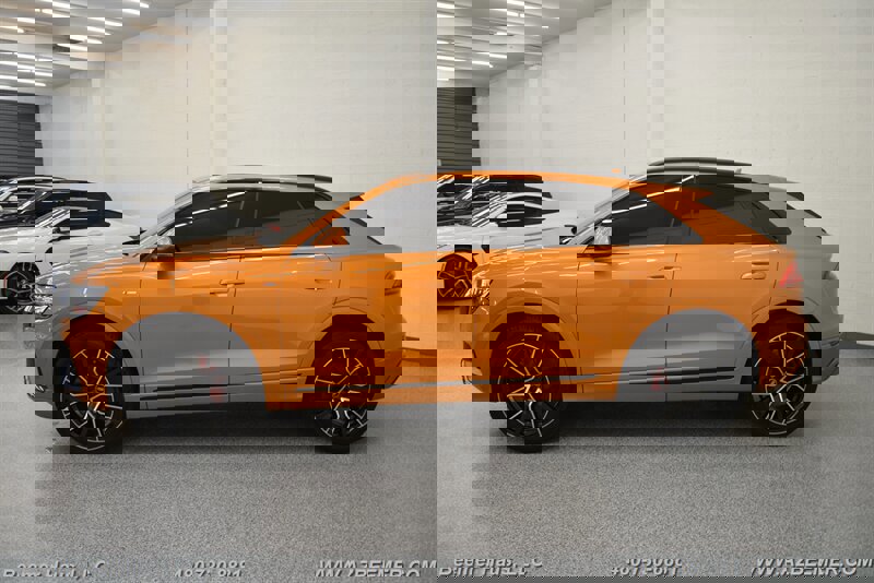 Used 2021 Audi Q8 Premium Plus w/ Premium Plus Package image 4