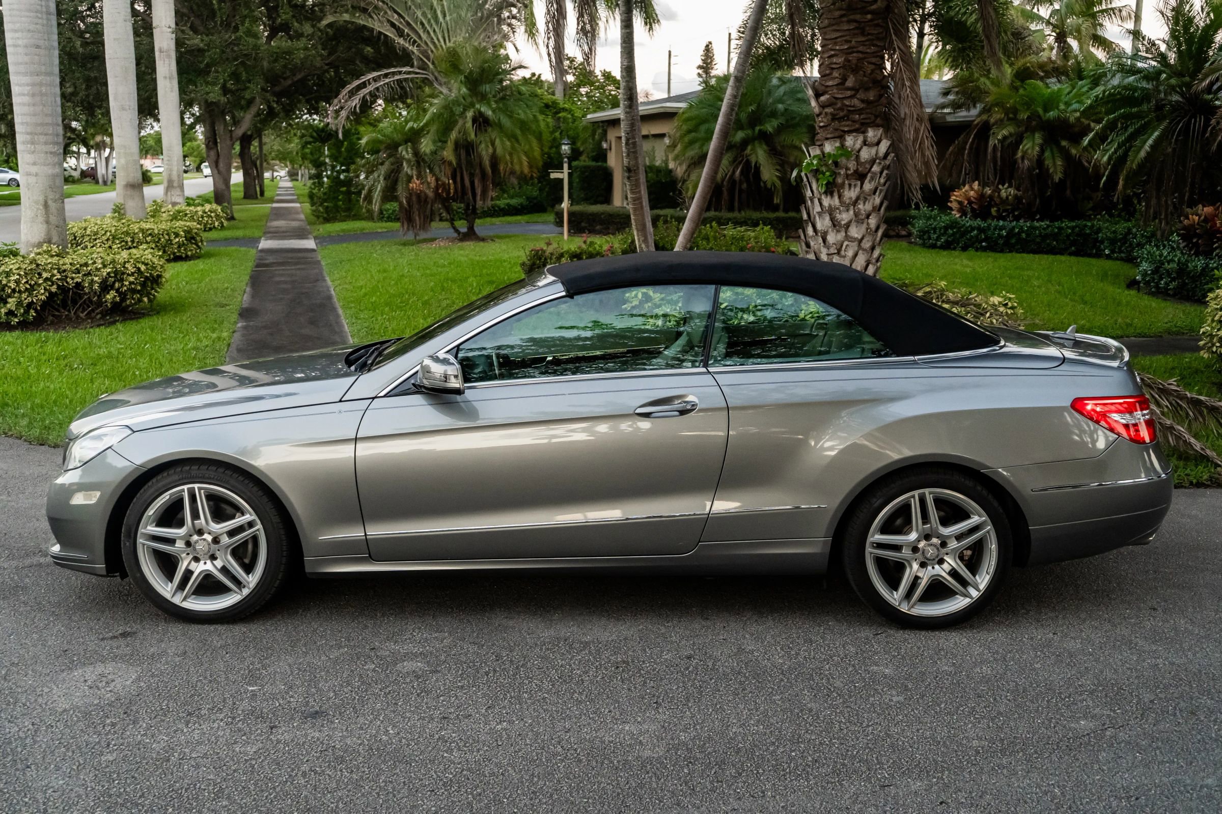 Used 2011 Mercedes-Benz E 350 Cabriolet w/ Premium 2 Pkg image 13