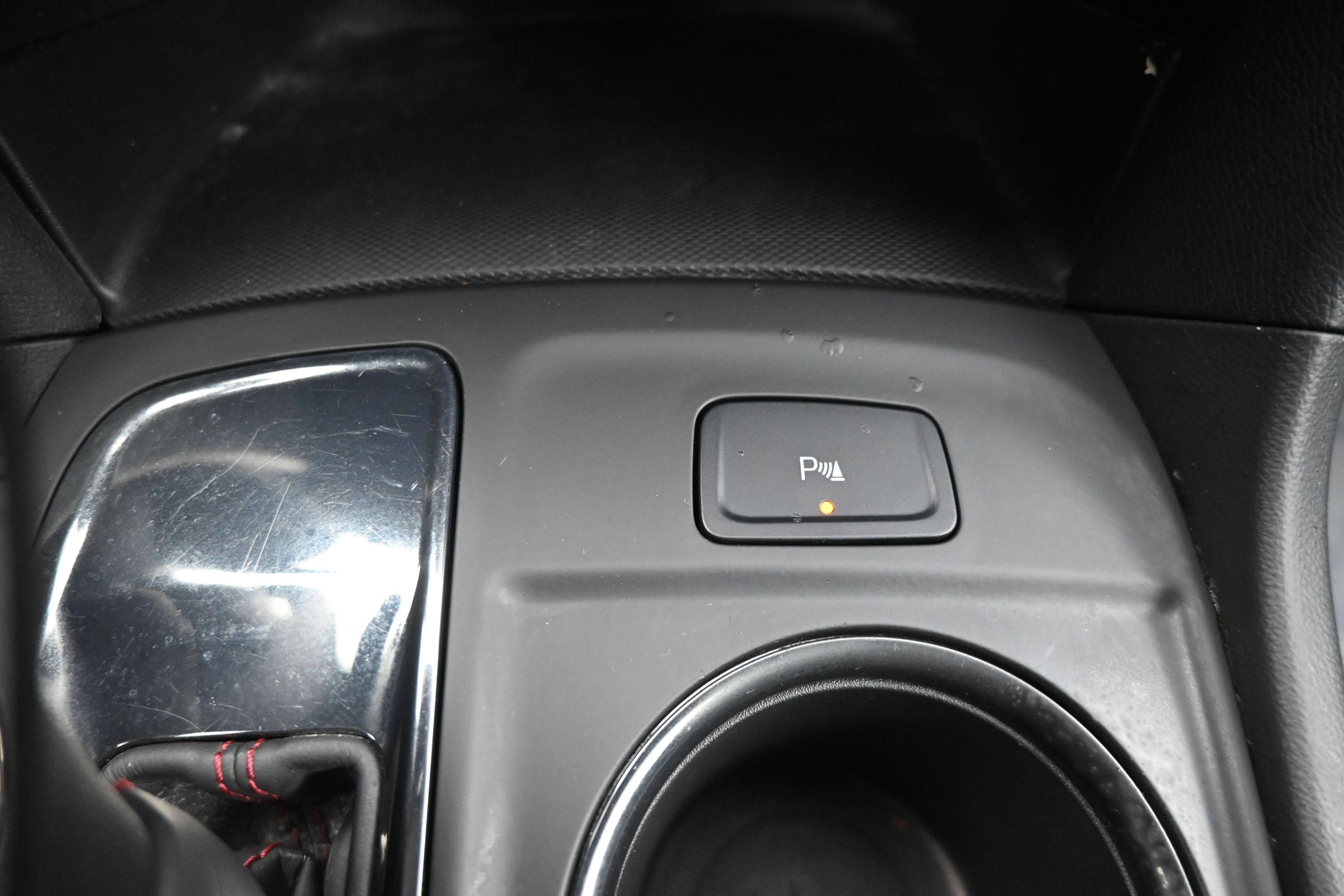 Certified 2023 Chevrolet Equinox RS FWD image 19