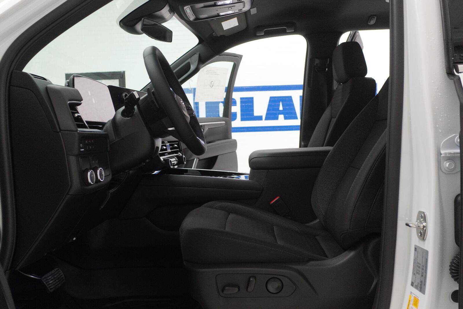 New 2026 Chevrolet Tahoe LS RWD image 6
