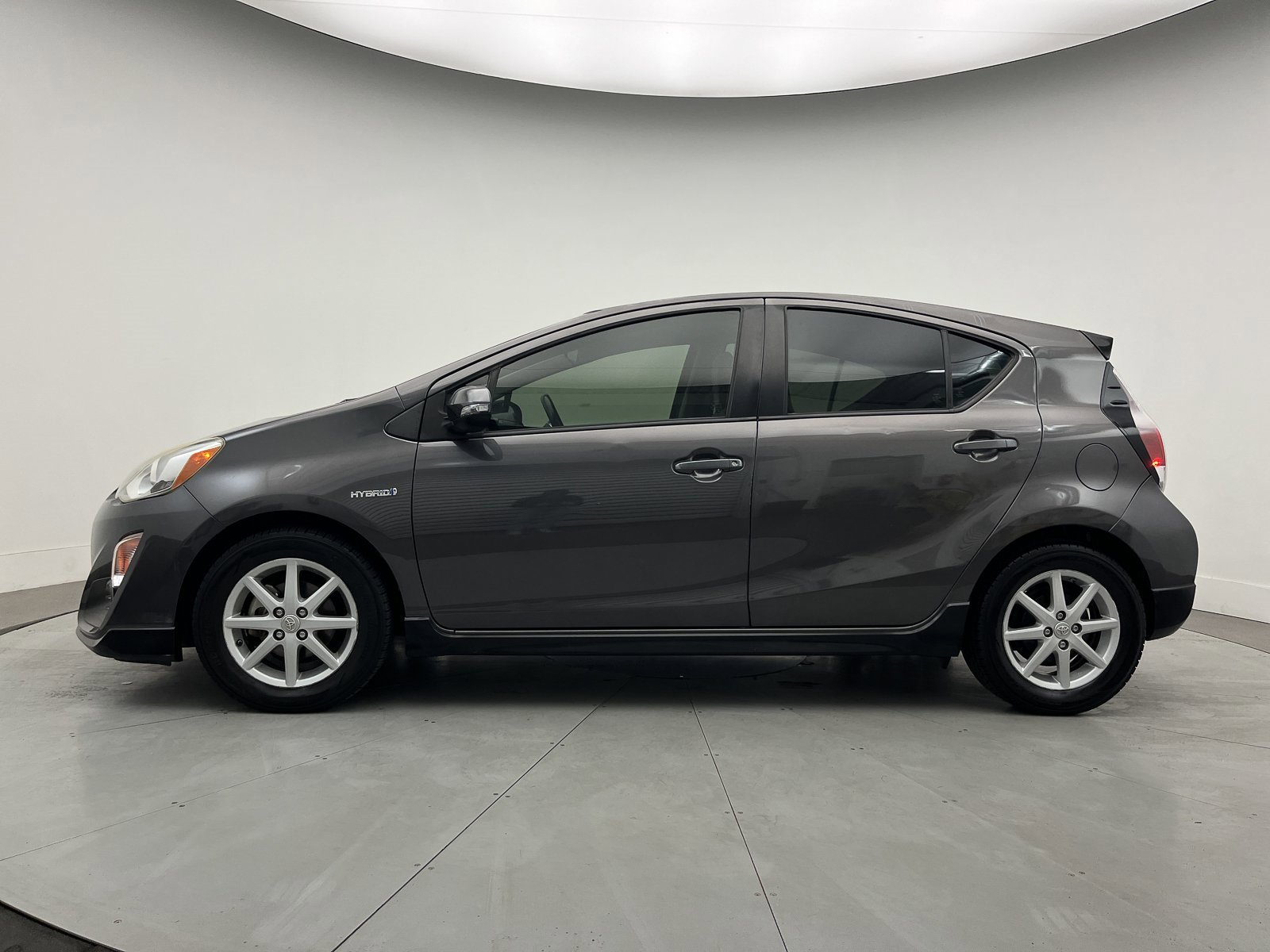 Used 2017 Toyota Prius C Four image 29