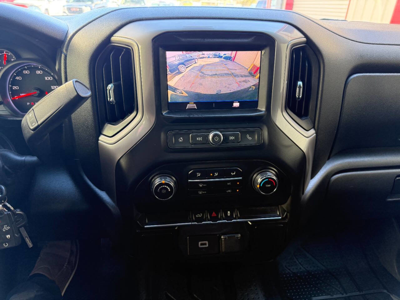 Used 2020 Chevrolet Silverado 1500 Custom w/ Custom Value Package image 16