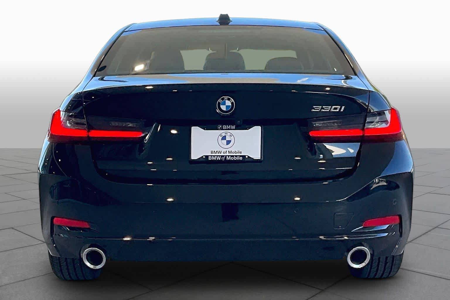 Used 2026 BMW 330i Sedan RWD image 4