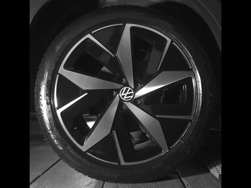 Certified 2023 Volkswagen ID.4 Pro S AWD/4WD image 13