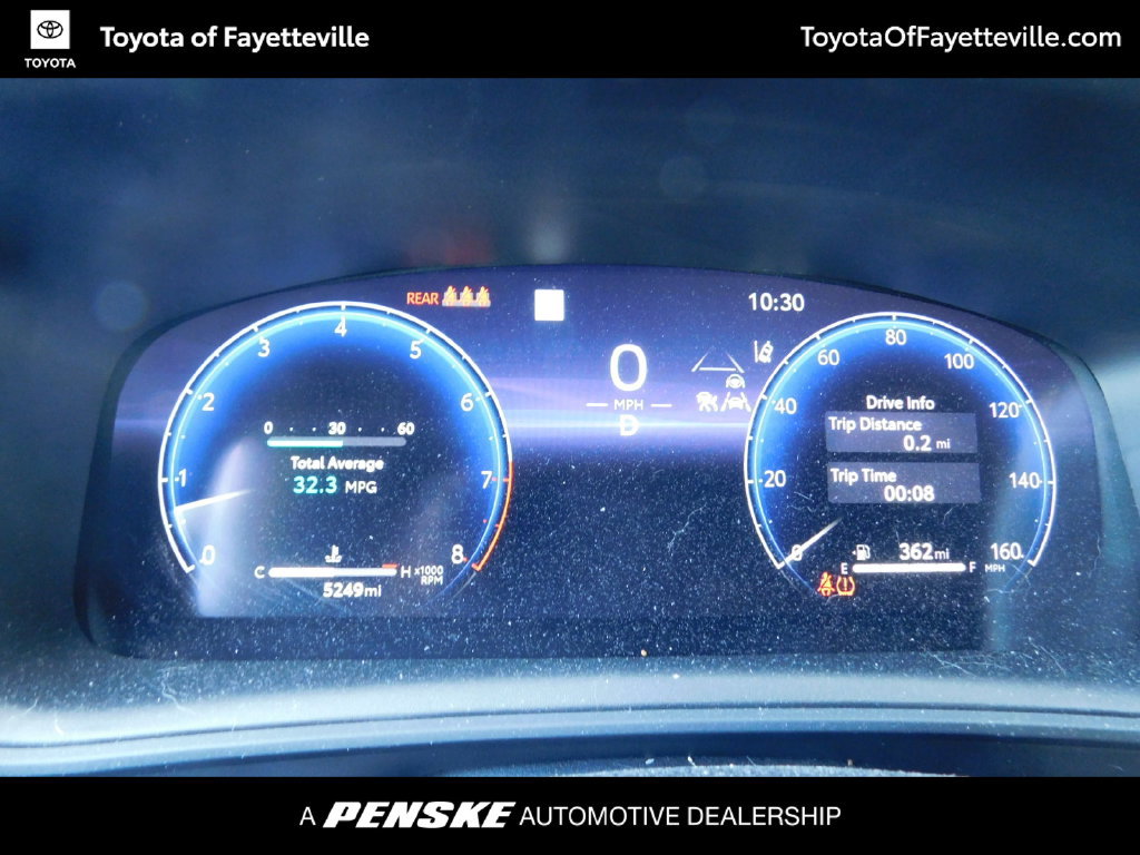 Used 2026 Toyota Corolla SE w/ SE Package FWD image 11