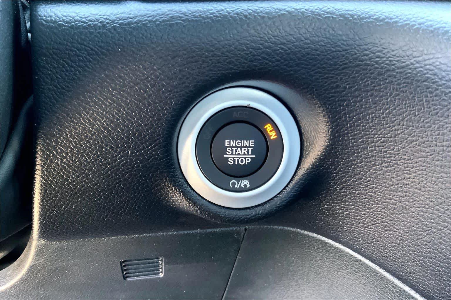 New 2026 Chrysler Voyager LX FWD image 16