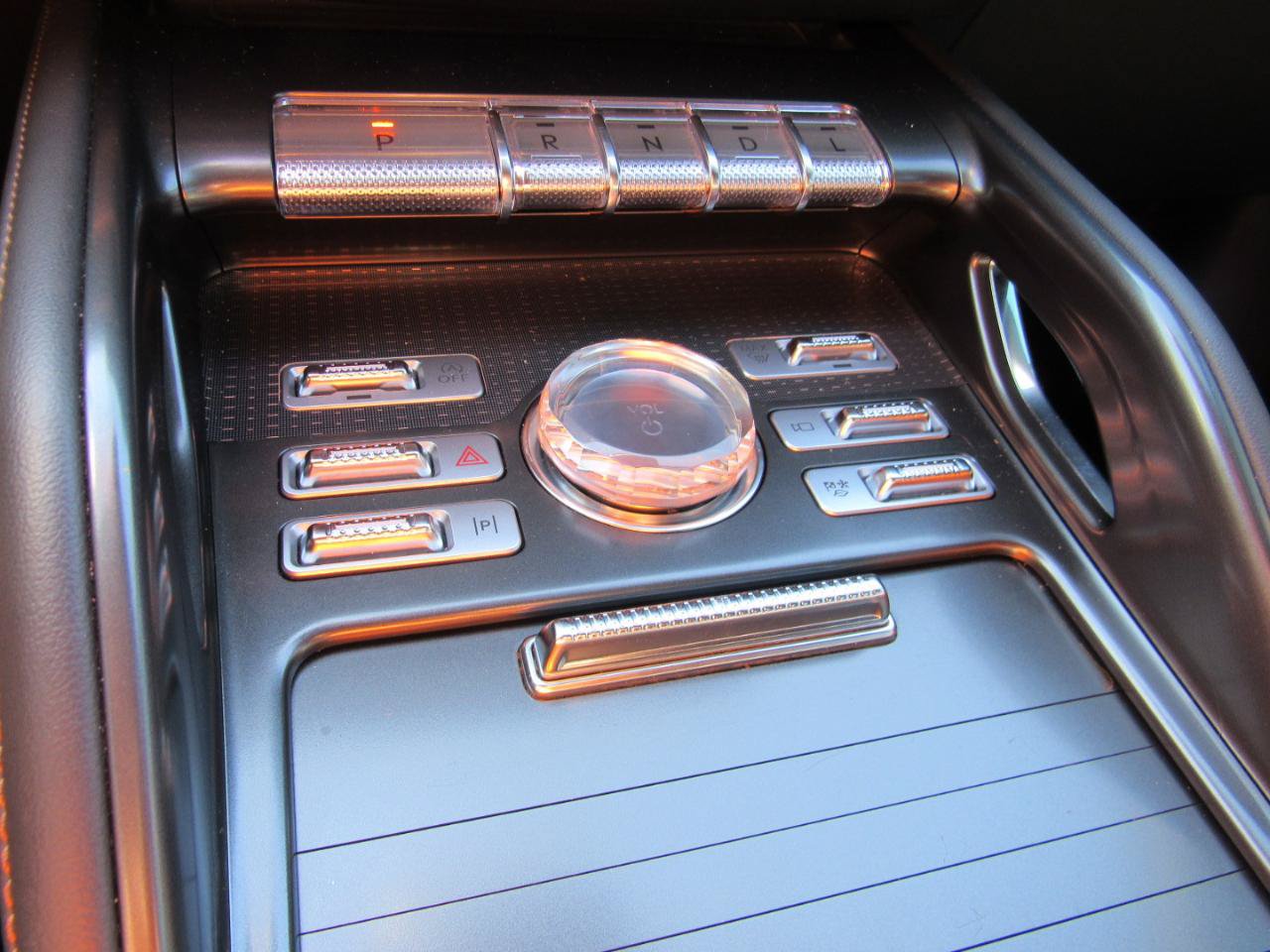 Used 2025 Lincoln Nautilus Premier w/ Jet Appearance Package AWD/4WD image 29