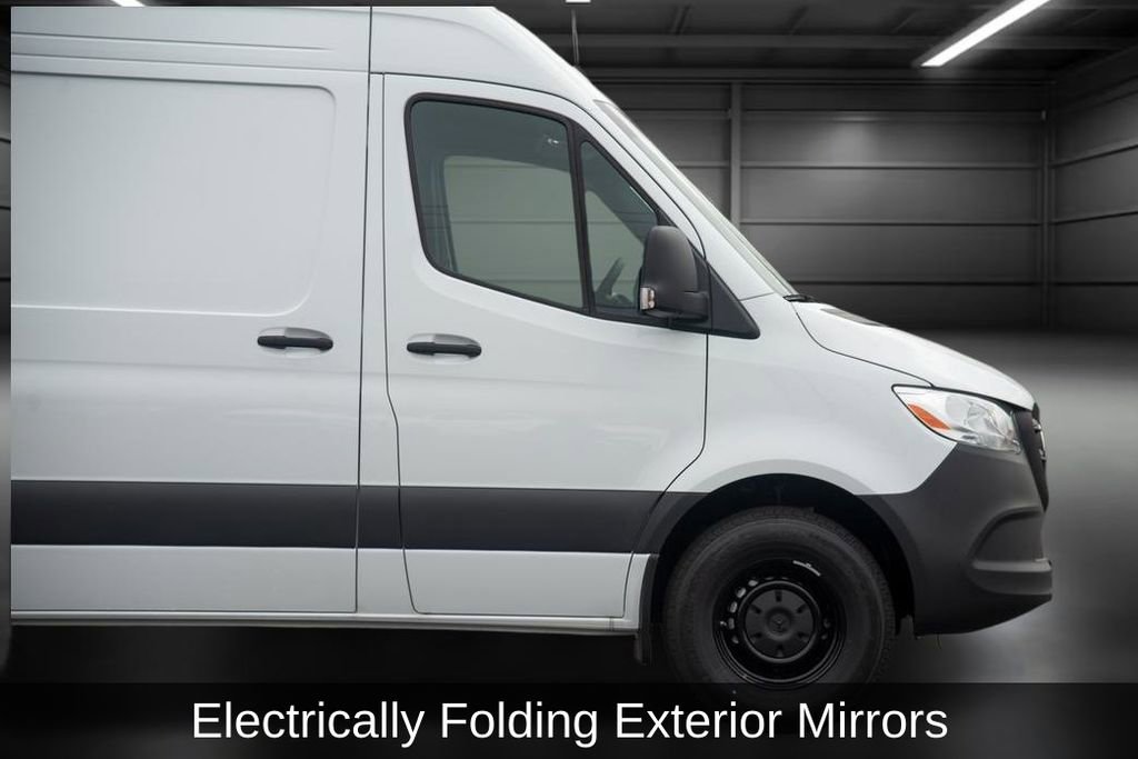 Used 2025 Mercedes-Benz Sprinter 2500 image 11