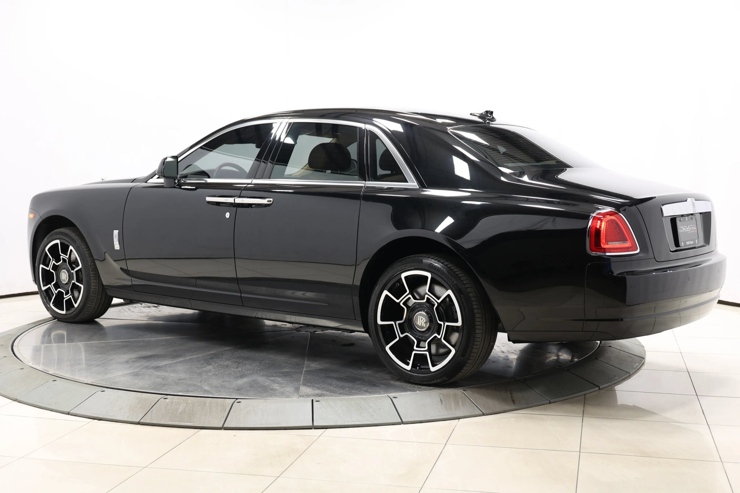 Used 2015 Rolls-Royce Ghost image 72