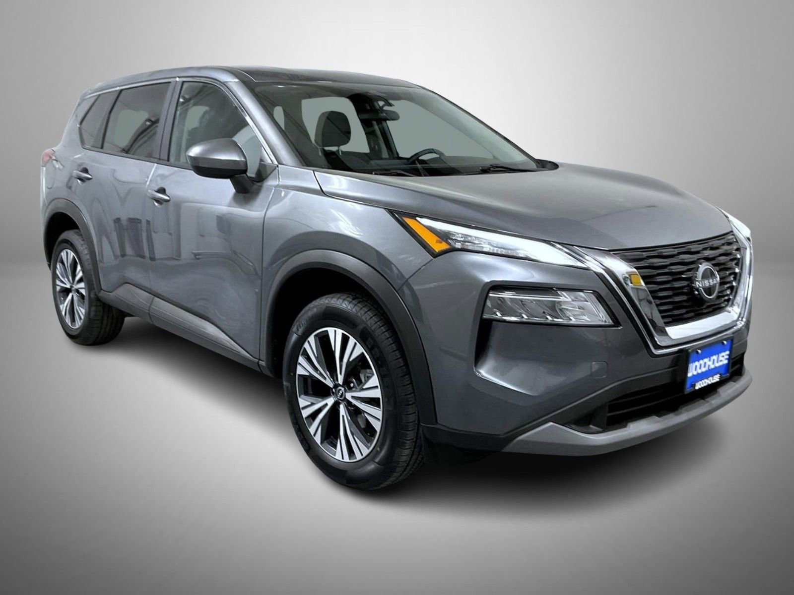 Used 2023 Nissan Rogue SV AWD/4WD image 3