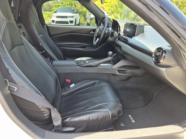 Used 2020 MAZDA MX-5 Miata Sport RWD image 22