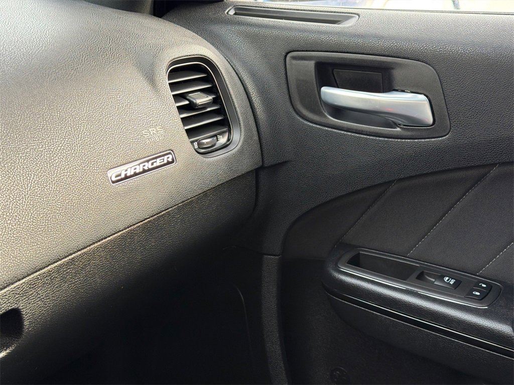 Used 2022 Dodge Charger GT w/ Blacktop Package image 29