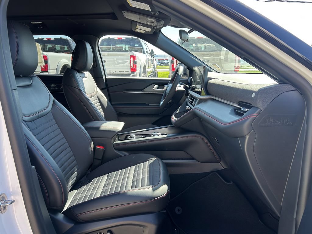New 2026 Ford Explorer ST-Line AWD/4WD image 22