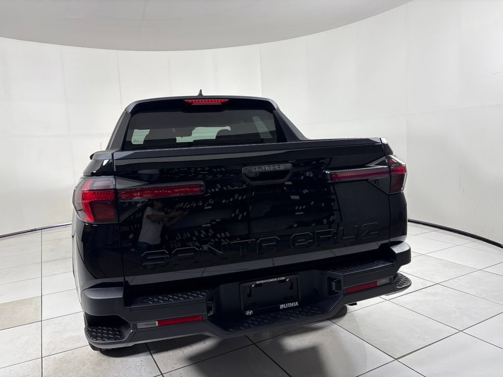 New 2027 Hyundai Santa Cruz SE FWD image 4