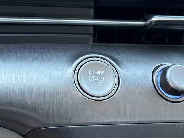 Used 2024 Hyundai Kona SEL image 25